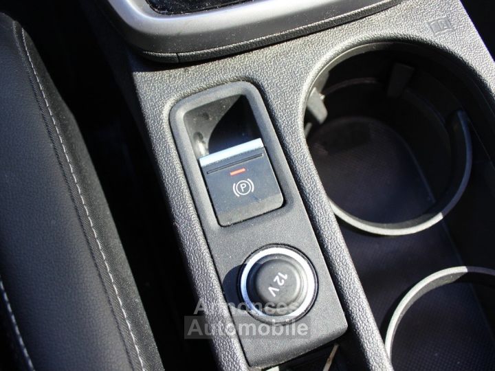 Audi A3 IV (2) SPORTBACK 20 35 TDI 150 S LINE S TRONIC 7 /TO / 1 ERE MAIN - 34