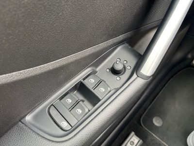 Audi Q2 35 tfsi 150ch s line plus tronic 7   - 19