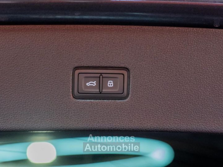 Audi Q8 55 TFSI-E 394CH S LINE QUATTRO TRIPTRONIC 8 - 22