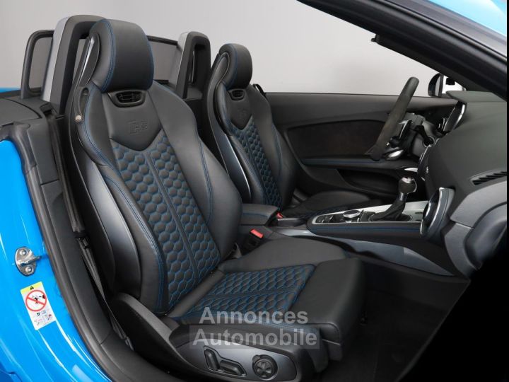 Audi TT RS QUATTRO ROADSTER 5 cylindres 25 L 20S TURBO - 35