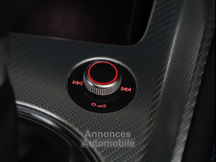 Audi TT RS QUATTRO ROADSTER 5 cylindres 25 L 20S TURBO - 51