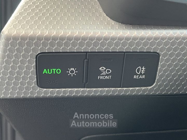 Audi A1 Sportback 40 TFSI 2,0 200 EDITION ONE FULL S-LINE S-TRONIC 6 APPLE CARPLAY GPS ANDROID HIFI BANG - 25