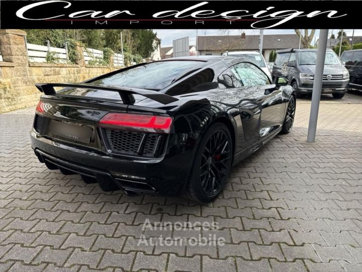 Audi R8 Quattro 52 V10 FSI - BV S-tronic COUPE 2015  PHASE 1 - 2