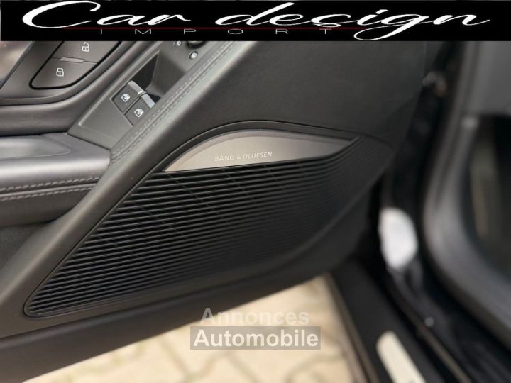 Audi R8 Quattro 52 V10 FSI - BV S-tronic COUPE 2015  PHASE 1 - 11