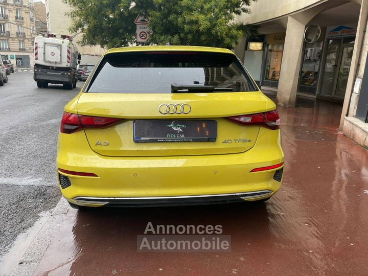Audi A3 Sportback IV 40 TFSIe 204ch Design Luxe - 4