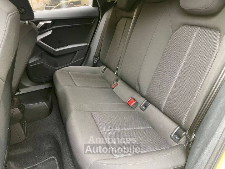 Audi A3 Sportback IV 40 TFSIe 204ch Design Luxe - 10