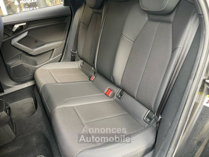 Audi A3 Sportback IV 40 TFSIe 204ch S line - 9