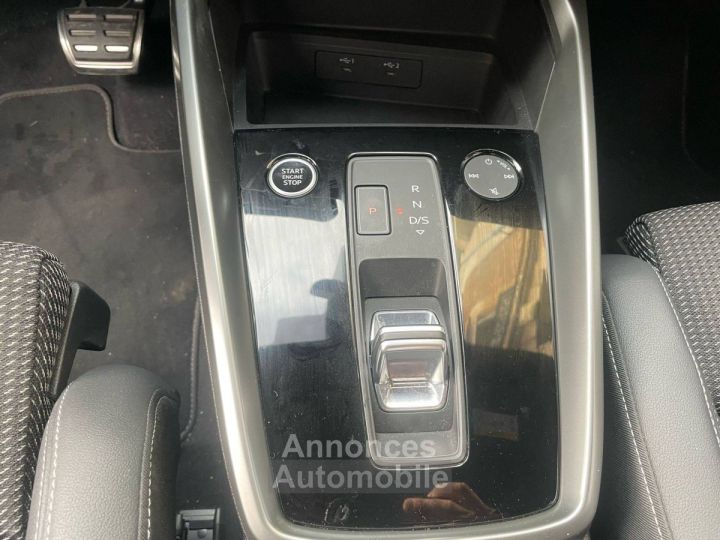 Audi A3 Sportback IV 40 TFSIe 204ch S line - 17