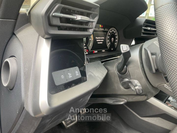 Audi A3 Sportback IV 40 TFSIe 204ch S line - 19