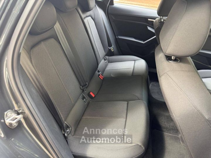 Audi A3 Sportback 14 TFSIe 204  Hybrid 150 cv - 12
