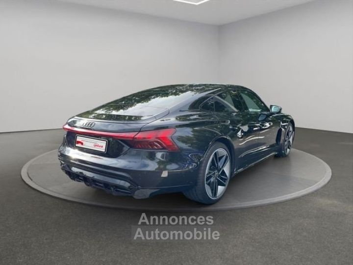 Audi e-tron GT 476 ch quattro - 2