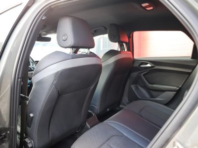 Audi A1 10 30 TFSI 110 S-Tronic S line GRIS CHRONOS   - 9