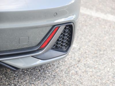 Audi A1 10 30 TFSI 110 S-Tronic S line GRIS CHRONOS   - 17