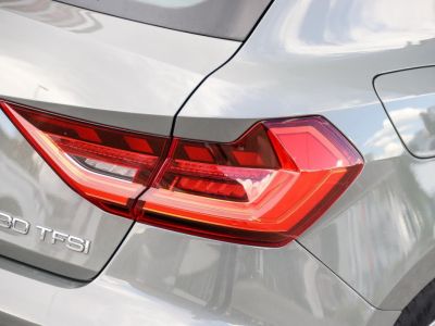 Audi A1 10 30 TFSI 110 S-Tronic S line GRIS CHRONOS   - 21