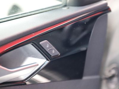 Audi A1 10 30 TFSI 110 S-Tronic S line GRIS CHRONOS   - 28