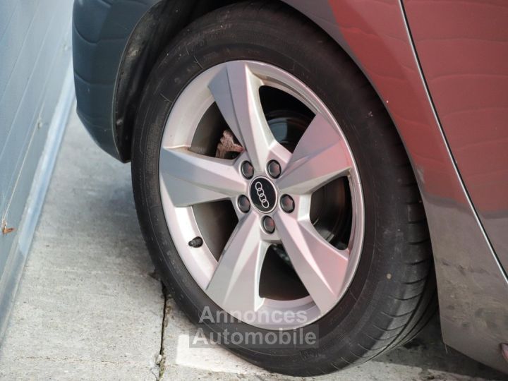 Audi A1 10 30 TFSI 110 S-Tronic S line GRIS CHRONOS - 33