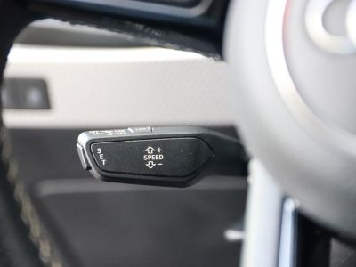 Audi A1 10 30 TFSI 110 S-Tronic S line GRIS CHRONOS   - 34