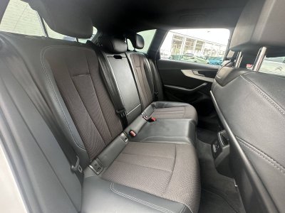 Audi A4 Avant TFSI 190 S TRONIC S LINE ULTRA   - 18