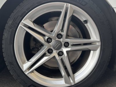 Audi A4 Avant TFSI 190 S TRONIC S LINE ULTRA   - 21