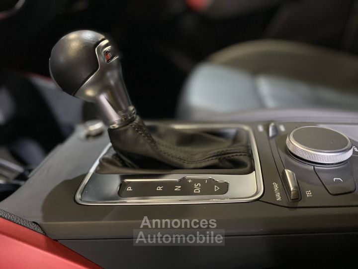 Audi Q2 10 TFSI 116 S TRONIC SPORT - 12