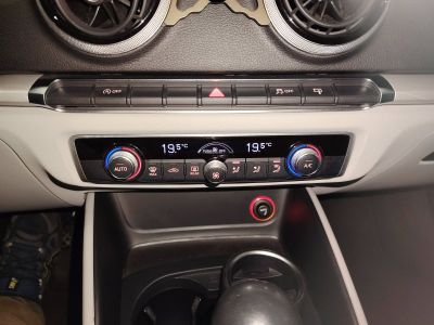 Audi A3 Sportback III 16 TDI 110ch FAP Business Line S tronic 7   - 17