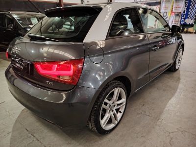 Audi A1 16 TDI 90ch FAP S line S tronic 7   - 4