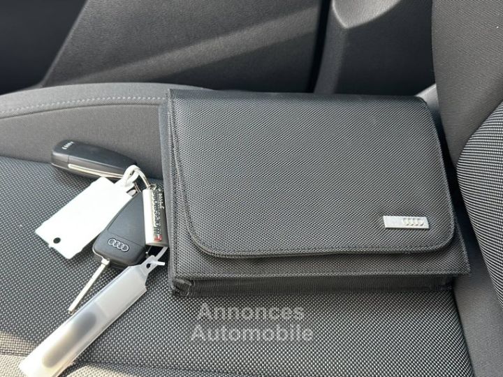 Audi Q3 35 TDI 150ch Business line S tronic 7 120g - 29