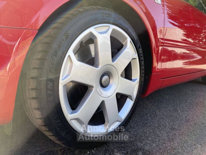 Audi S4 III (B7) 42 V8 344ch quattro Tiptronic - 12