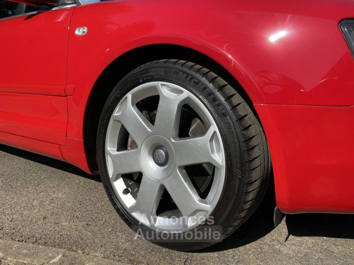 Audi S4 III (B7) 42 V8 344ch quattro Tiptronic - 13