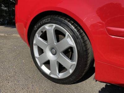 Audi S4 III (B7) 42 V8 344ch quattro Tiptronic   - 14