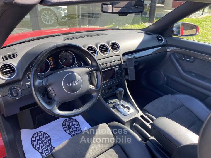 Audi S4 III (B7) 42 V8 344ch quattro Tiptronic - 16