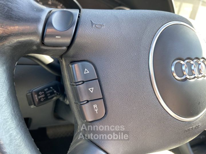 Audi S4 III (B7) 42 V8 344ch quattro Tiptronic - 21
