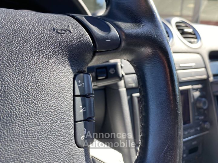 Audi S4 III (B7) 42 V8 344ch quattro Tiptronic - 22