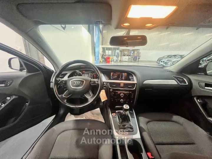 Audi A4 IV (B8) 20 TDI 120 DPF Ambiente - 18