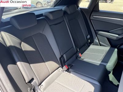 Audi Q3 35 TFSI 150 ch S tronic 7 S line   - 8