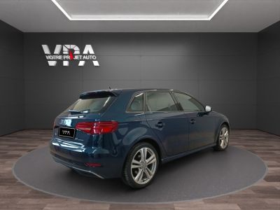 Audi A3 Sportback e-tron S-Line • 14 204Ch  •  Hybride rechargeable • S tronic • Sièges Chauffants • Virtual Cockpit   - 2