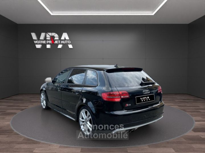 Audi S3 Sportback • 20 TFSI 265ch quattro • Cuir • GPS • Bi-Xénon • Sièges Chauffants - 4