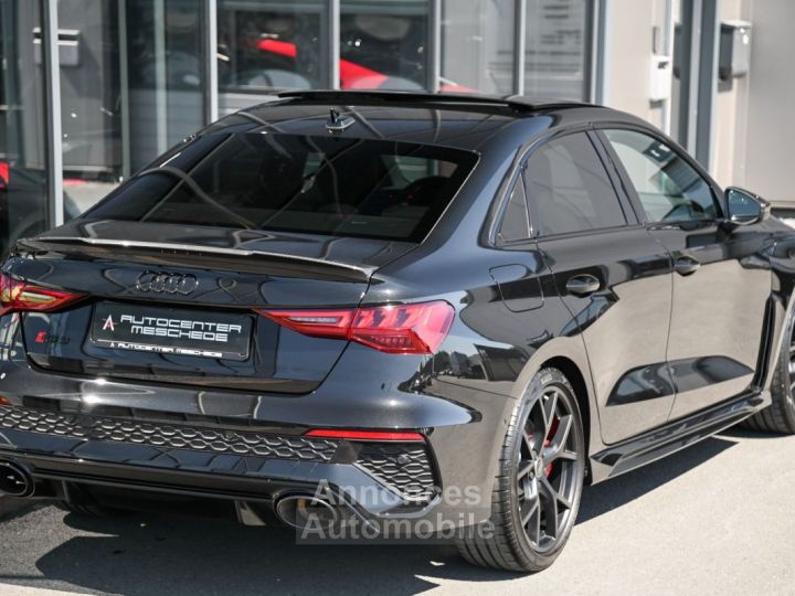 Audi RS3 Limousine 25 TFSI RS-Design - 32