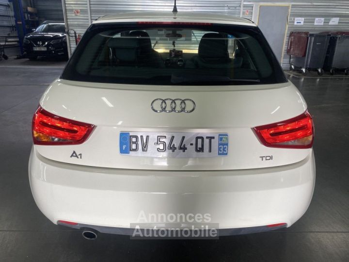 Audi A1 16 TDI 90CH FAP AMBITION - 6