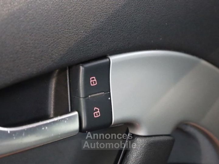 Audi A3 18 TFSI 160CH AMBITION S TRONIC 7 3P - 16