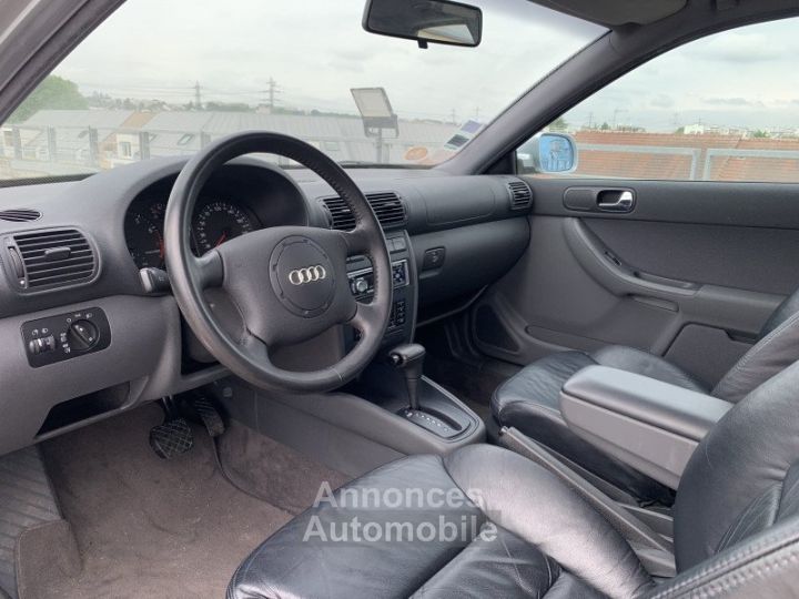 Audi A3 18 125CH AMBIENTE BVA 3P - 11