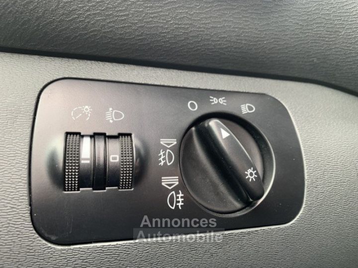 Audi A3 18 125CH AMBIENTE BVA 3P - 16