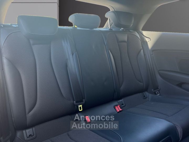 Audi A3 15 TFSI CoD 150 S Line -KEYLESS-GO-CAMERA DE RECUL- GARANTIE 12 MOIS- - 15