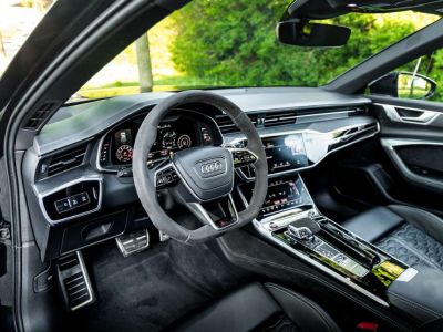 Audi RS6 Avant Quattro   - 4