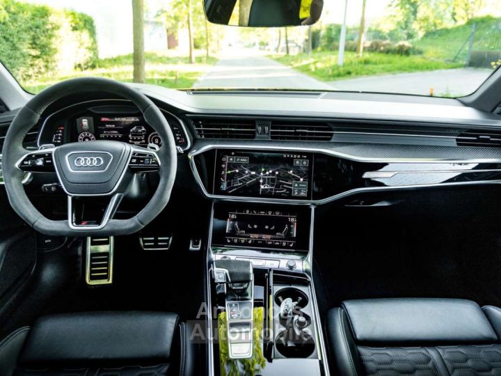 Audi RS6 Avant Quattro - 15