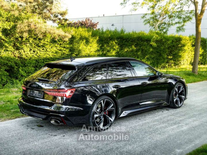 Audi RS6 Avant Quattro - 17