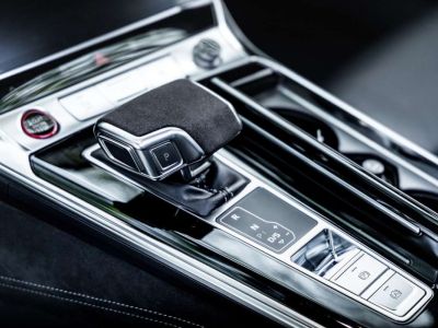Audi RS6 Avant Quattro   - 23