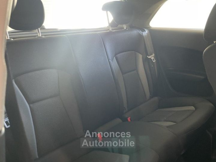 Audi A1 Ultra Active 10 TFSI 95ch - 12