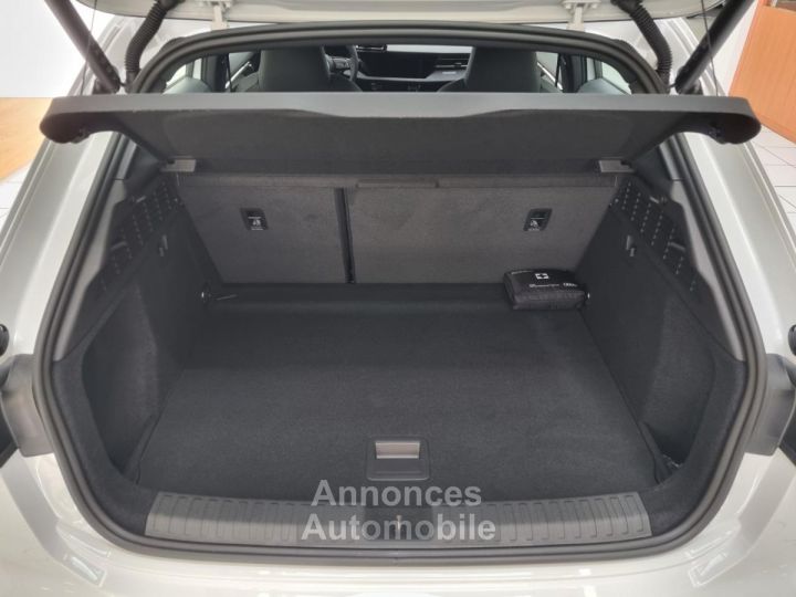 Audi A3 IV (2) SPORTBACK 15 35 TFSI MILD HYBRID 150 S LINE S TRONIC 7 - 12