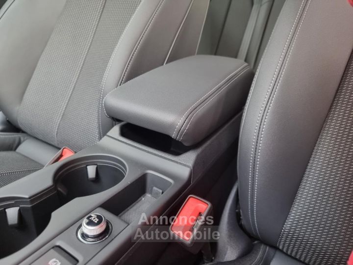 Audi A3 IV (2) SPORTBACK 15 35 TFSI MILD HYBRID 150 S LINE S TRONIC 7 - 17